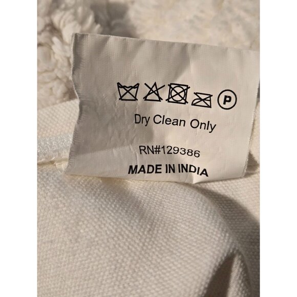 Set Of 2 Decorative Pillow Covers 18"x18" Merchant 41 Gray & White Rayon/Wool/Co - Picture 9 of 9